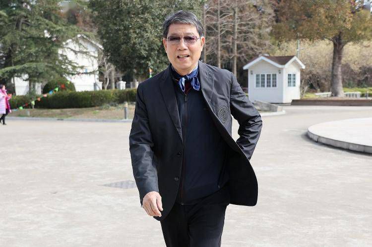 大咪咪娱乐网